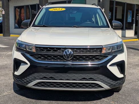 Used 2023 Volkswagen Taos S image 2
