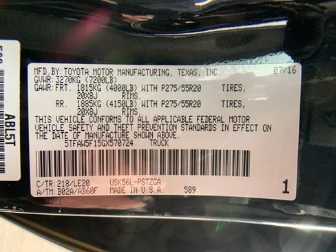 Used 2016 Toyota Tundra Platinum image 31