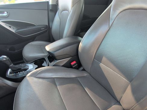 Used 2017 Hyundai Santa Fe Sport FWD image 23