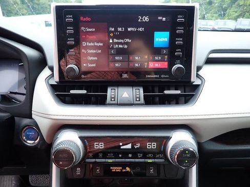 Certified 2020 Toyota RAV4 Limited AWD/4WD image 14