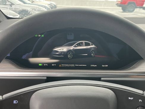 Used 2023 Tesla Model X image 8