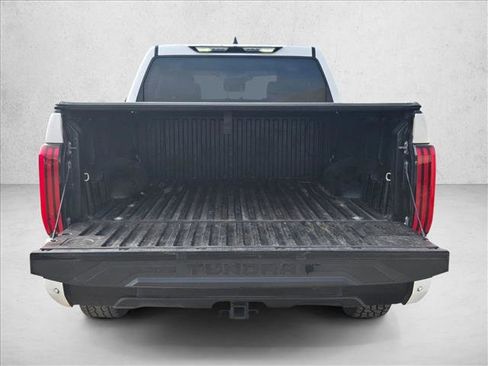 Used 2022 Toyota Tundra SR5 w/ Convenience Package image 7