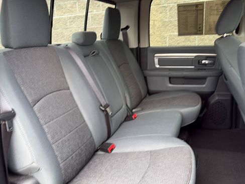Used 2017 RAM 1500 Big Horn AWD/4WD image 30