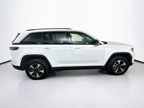 Used 2022 Jeep Grand Cherokee Limited 4xe AWD/4WD image 10