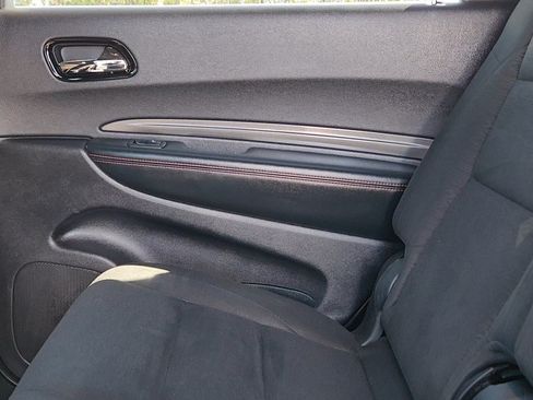 Used 2025 Dodge Durango GT AWD/4WD image 16