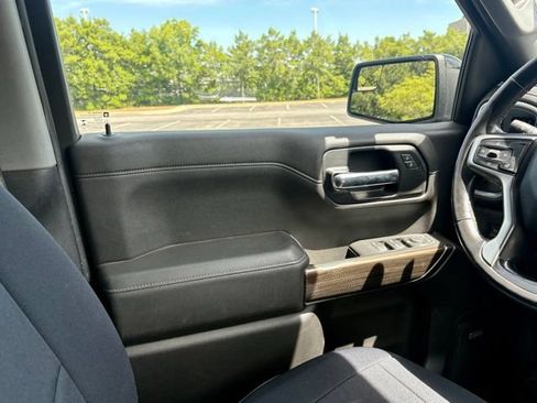 Used 2020 Chevrolet Silverado 1500 LT Trail Boss AWD/4WD image 22