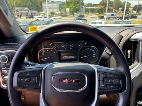 Used 2022 GMC Sierra 2500 SLE w/ Remote Start Package AWD/4WD image 11