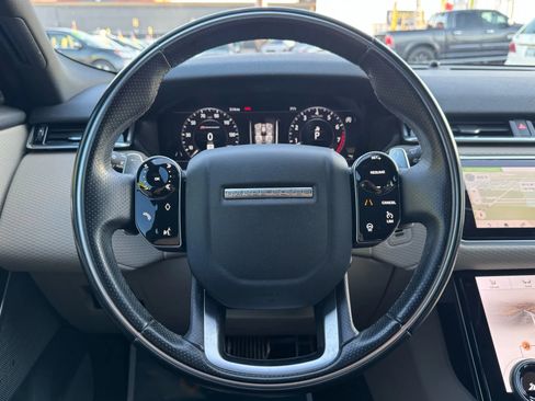 Used 2018 Land Rover Range Rover Velar R-Dynamic SE image 23