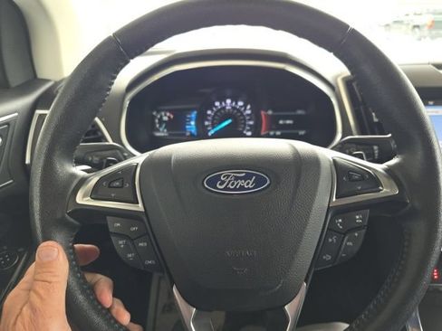 Used 2019 Ford Edge Titanium AWD/4WD image 17