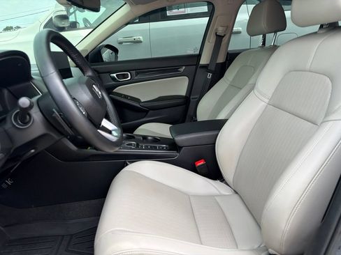 Used 2023 Honda Civic Touring image 8