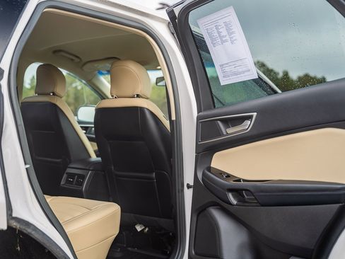 Certified 2017 Ford Edge SEL w/ Equipment Group 201A image 13