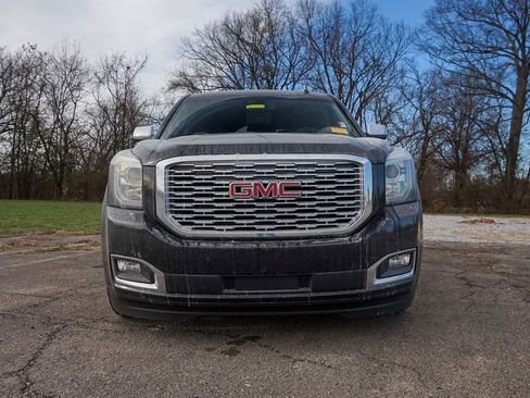 Used 2019 GMC Yukon XL Denali w/ Denali Ultimate Package image 9