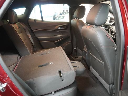 Used 2024 Chevrolet Trax RS w/ Driver Confidence Package image 29