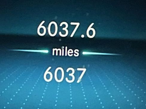 Used 2024 Mercedes-Benz Sprinter 2500 image 21