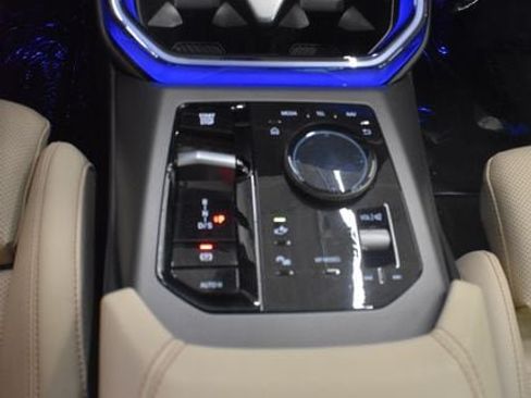 Used 2026 BMW X3 xDrive30i AWD/4WD image 28