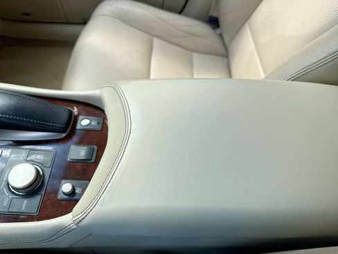 Used 2015 Lexus LS 460 AWD w/ Comfort Package image 21