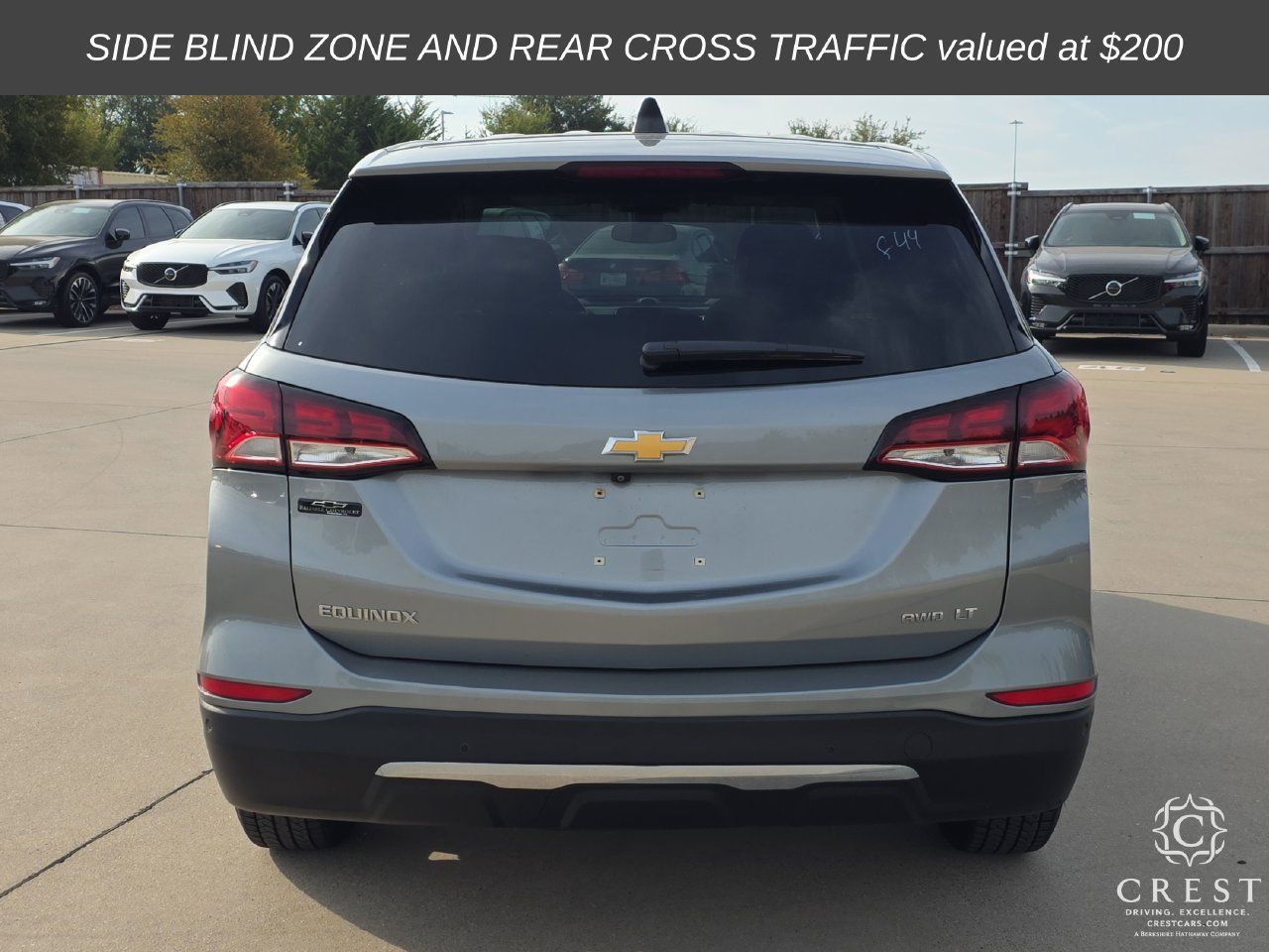 Used 2023 Chevrolet Equinox LT AWD/4WD image 4