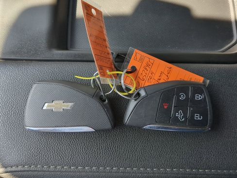 Used 2022 Chevrolet Silverado 1500 LT w/ Protection Package image 27