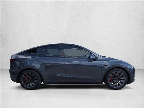 Used 2021 Tesla Model Y Performance AWD/4WD image 3