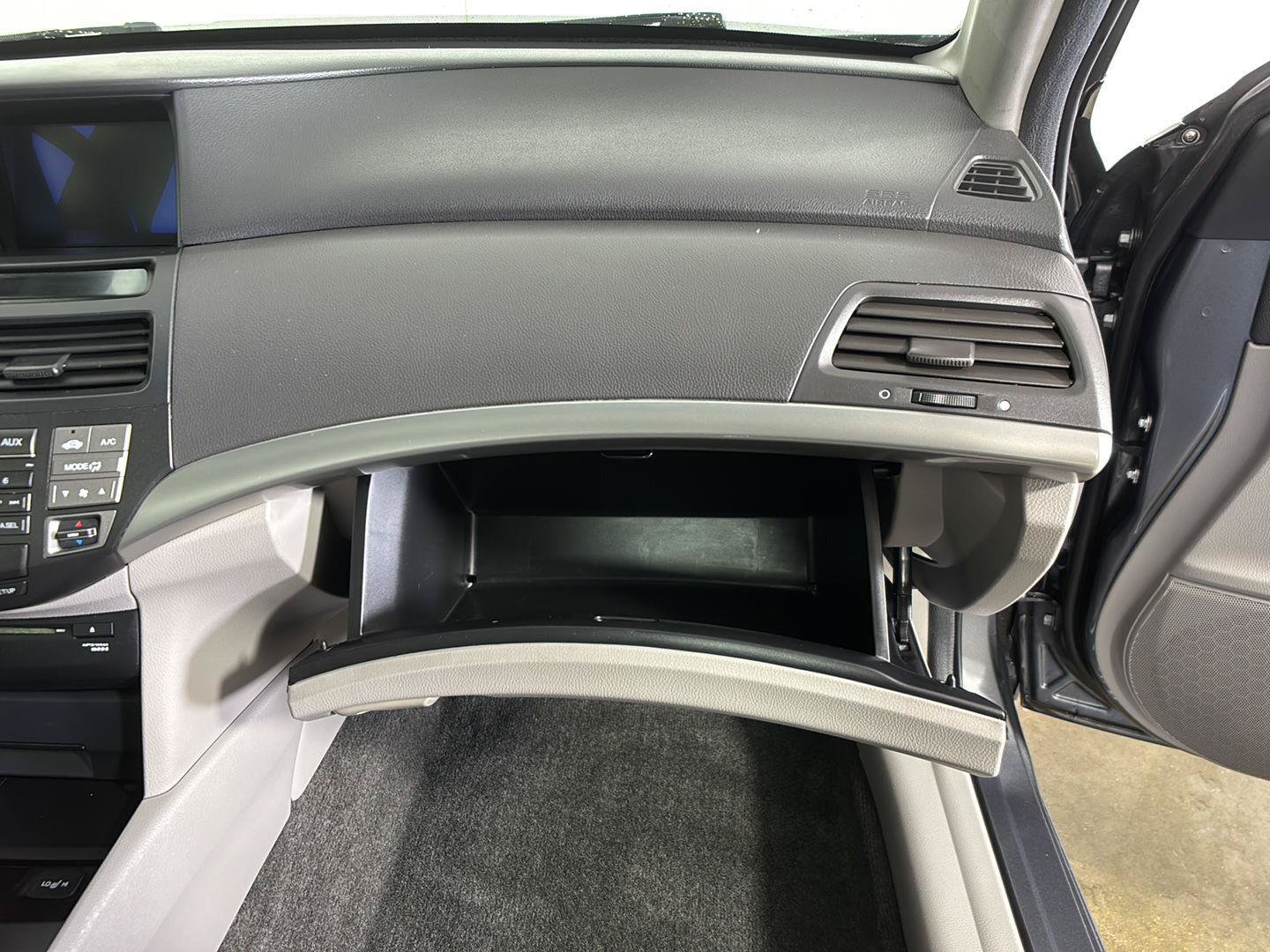 Used 2010 Honda Accord EX-L image 25