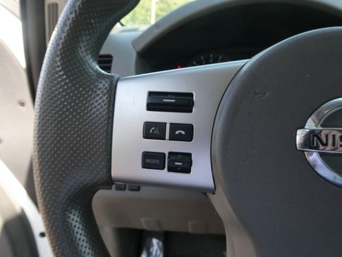 Used 2018 Nissan Frontier S RWD image 16