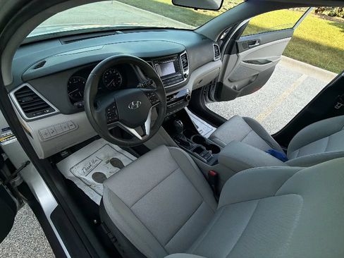 Used 2017 Hyundai Tucson Sport FWD image 22