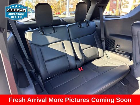 Used 2025 Ford Explorer ST-Line w/ Premium Package image 10