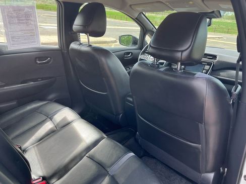 Used 2019 Nissan Leaf SL w/ SL Technology Package FWD image 24