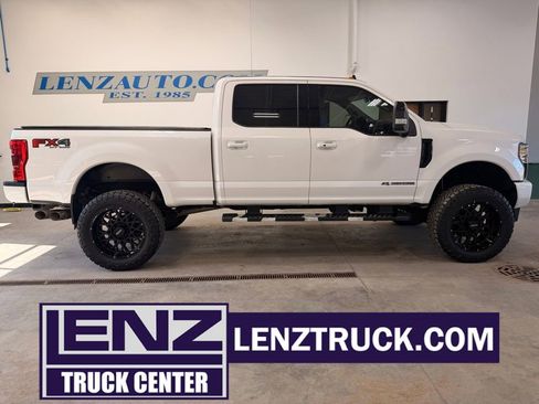 Used 2019 Ford F250 Lariat image 1