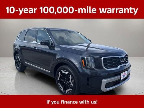 Used 2025 Kia Telluride S FWD image 13