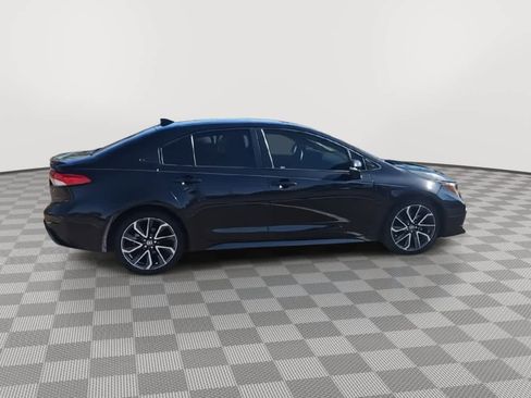 Used 2022 Toyota Corolla SE image 9