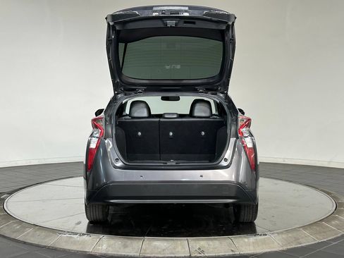 Used 2018 Toyota Prius Four FWD image 26