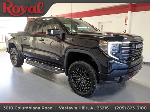 Used 2023 GMC Sierra 1500 AT4X image 5