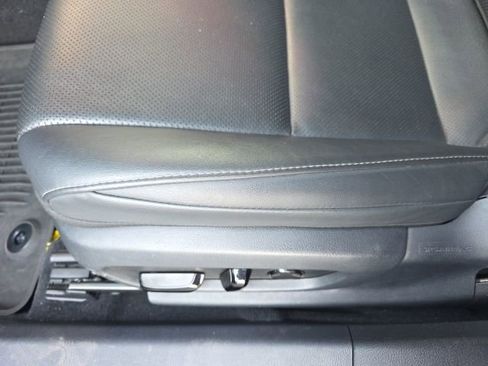 Used 2023 Lexus ES 250 w/ Premium Package image 14