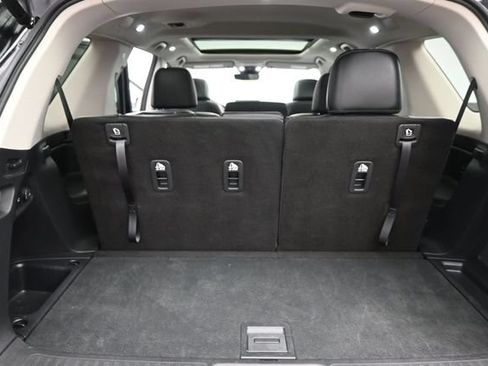 Used 2025 Honda Pilot Touring image 24