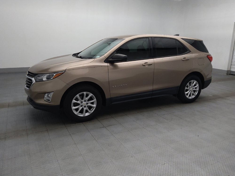 Used 2019 Chevrolet Equinox LS FWD image 2