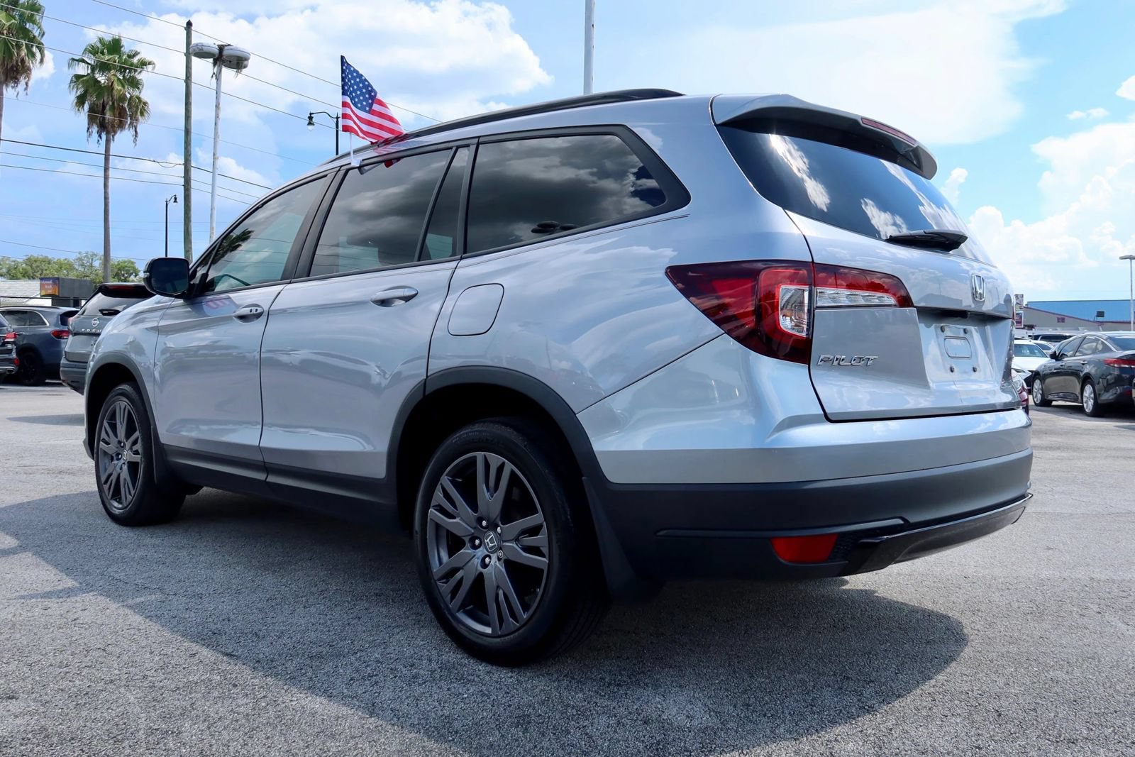 Used 2022 Honda Pilot Sport image 2