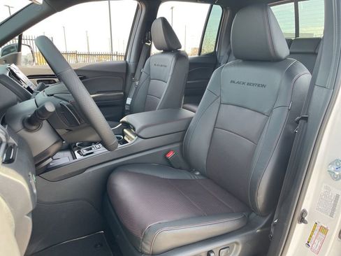 New 2026 Honda Ridgeline Black Edition image 13