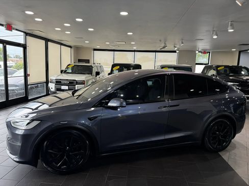 Used 2022 Tesla Model X Plaid AWD/4WD image 2