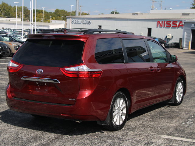 Used 2015 Toyota Sienna Limited Premium FWD image 9