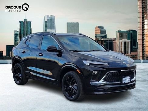 Used 2024 Buick Encore GX Sport Touring image 8