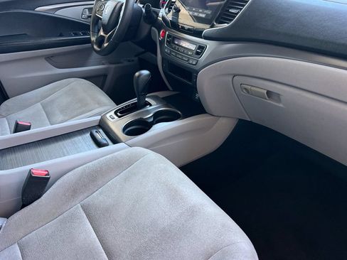 Used 2019 Honda Pilot EX image 19
