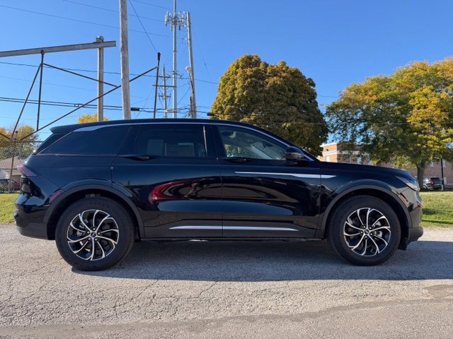 New 2026 Lincoln Nautilus Premier w/ Equipment Group 102A AWD/4WD image 11