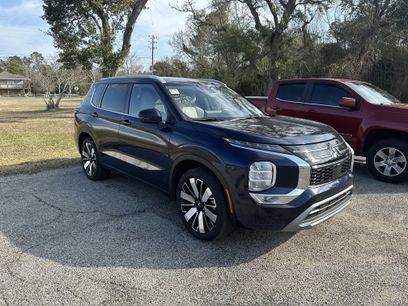 Used 2025 Mitsubishi Outlander SEL