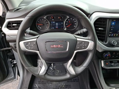 Certified 2023 GMC Acadia SLE w/ Driver Convenience Package FWD image 19
