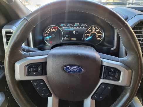 Used 2018 Ford F150 King Ranch image 14
