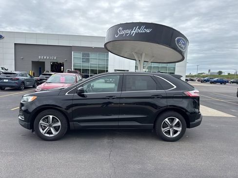 Used 2024 Ford Edge SEL w/ Convenience Package AWD/4WD image 2