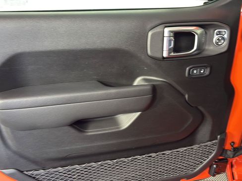 Used 2023 Jeep Wrangler Sport AWD/4WD image 24