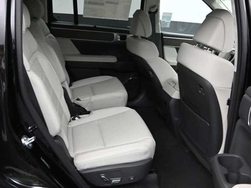 New 2026 Hyundai Santa Fe Calligraphy AWD/4WD image 12