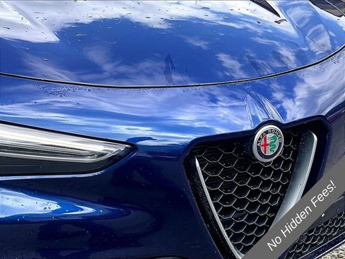 Used 2019 Alfa Romeo Stelvio Ti AWD/4WD image 25